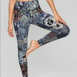 ATHLETA Patchwork Salutation 7/8 Tight